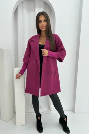 Płaszcz damski – fuksja widok z przodu