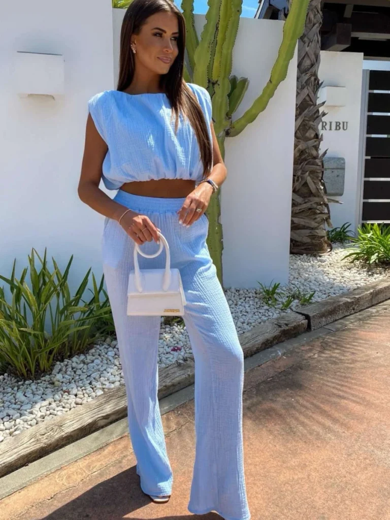 Komplet muślinowy NICOL błękitny – lekki zestaw na lato widok z przodu