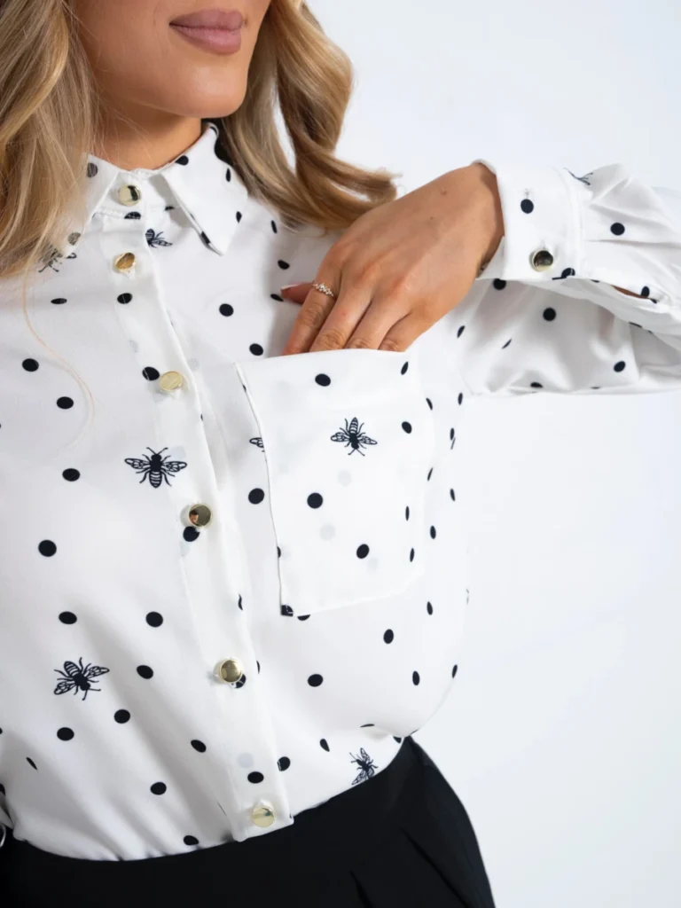 Koszula Abeille widok z przodu przybliżenie