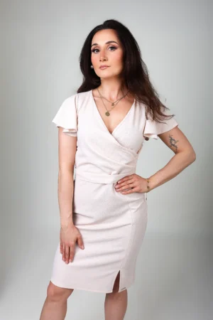 Sukienka mini beżowa z kopertowym dekoltem - NINA