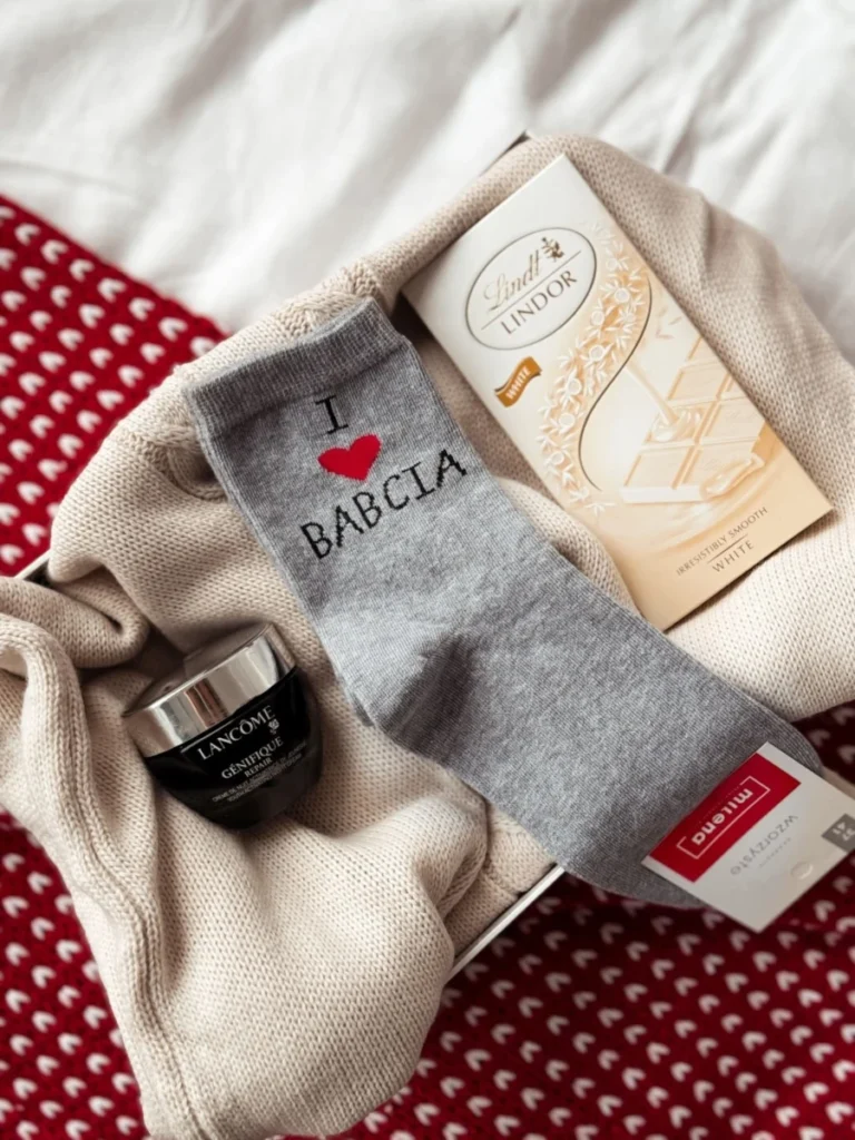 skarpetki-damskie-i-love-babcia-0200133 (1)