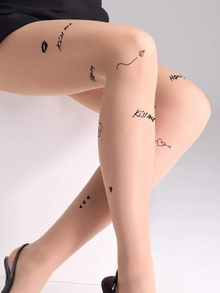 rajstopy-wzorzyste-damskie-20_den-bezowe-serca-napisy-allure